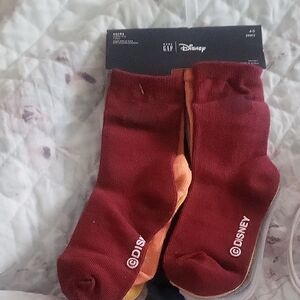 Gap DISNEY Kids Casual Socks, 7 Pair, Different Colors.  New With Tags